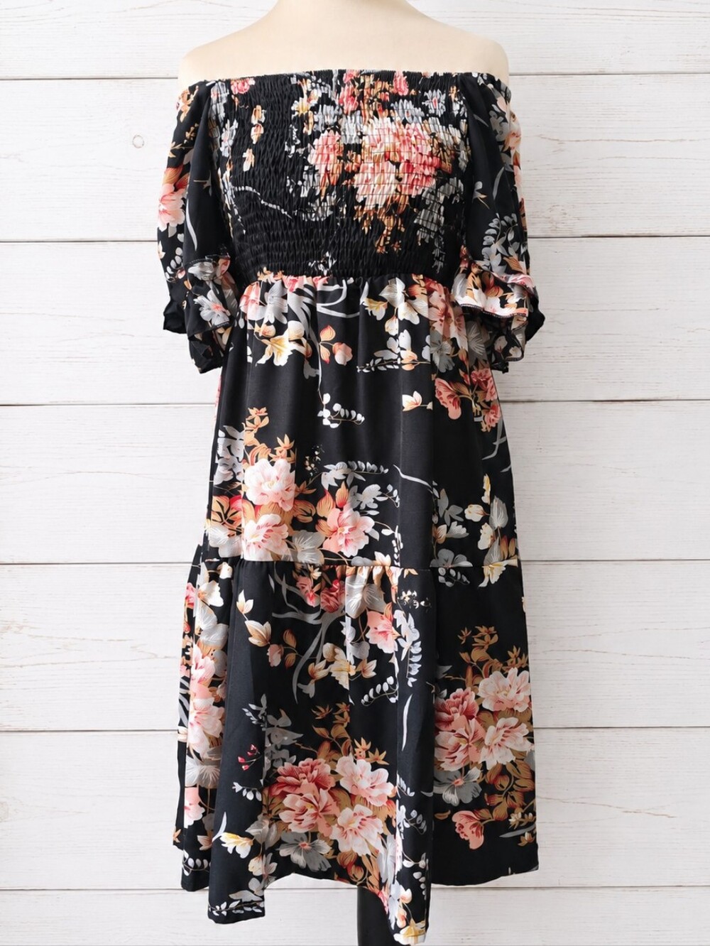 NWOT Off-Shoulder Black Floral Midi Dress Size S